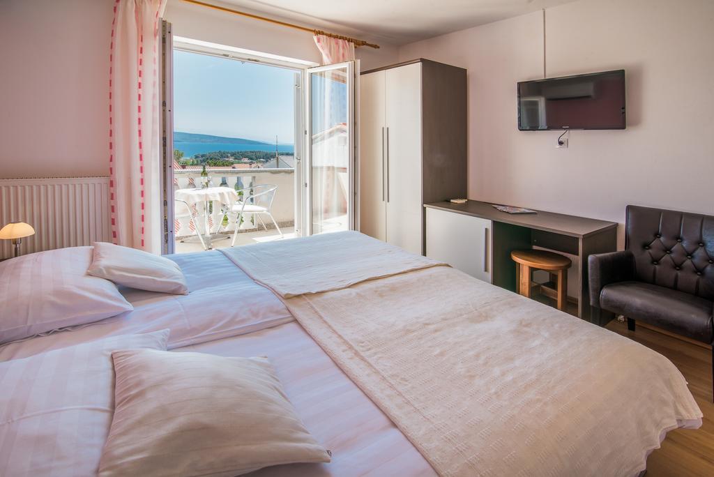 B&B Villa Ana Krk Town Dış mekan fotoğraf