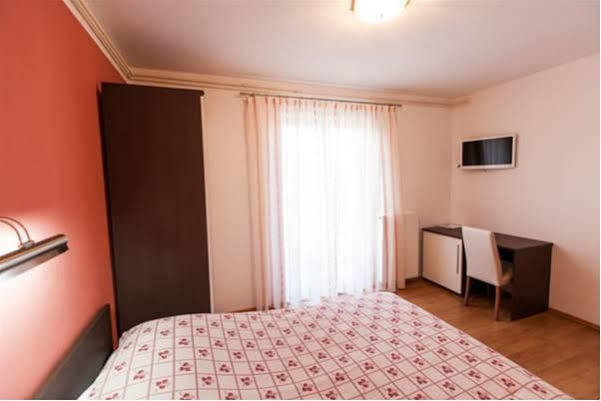 B&B Villa Ana Krk Town Dış mekan fotoğraf