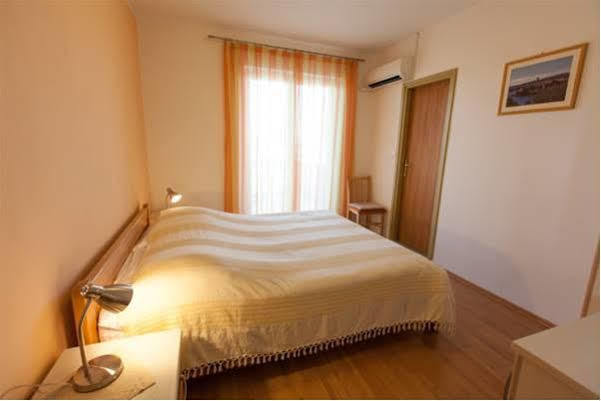 B&B Villa Ana Krk Town Dış mekan fotoğraf